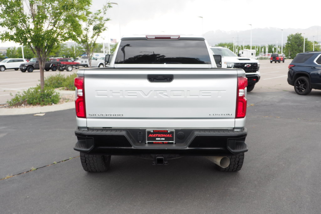 Used 2021 Chevrolet Silverado 2500 Custom w/ Custom Value Package AWD/4WD image 6