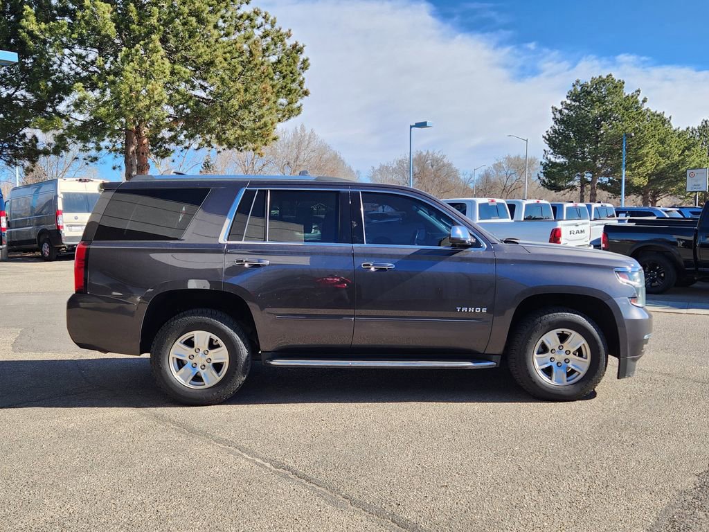 Used 2018 Chevrolet Tahoe Premier image 2