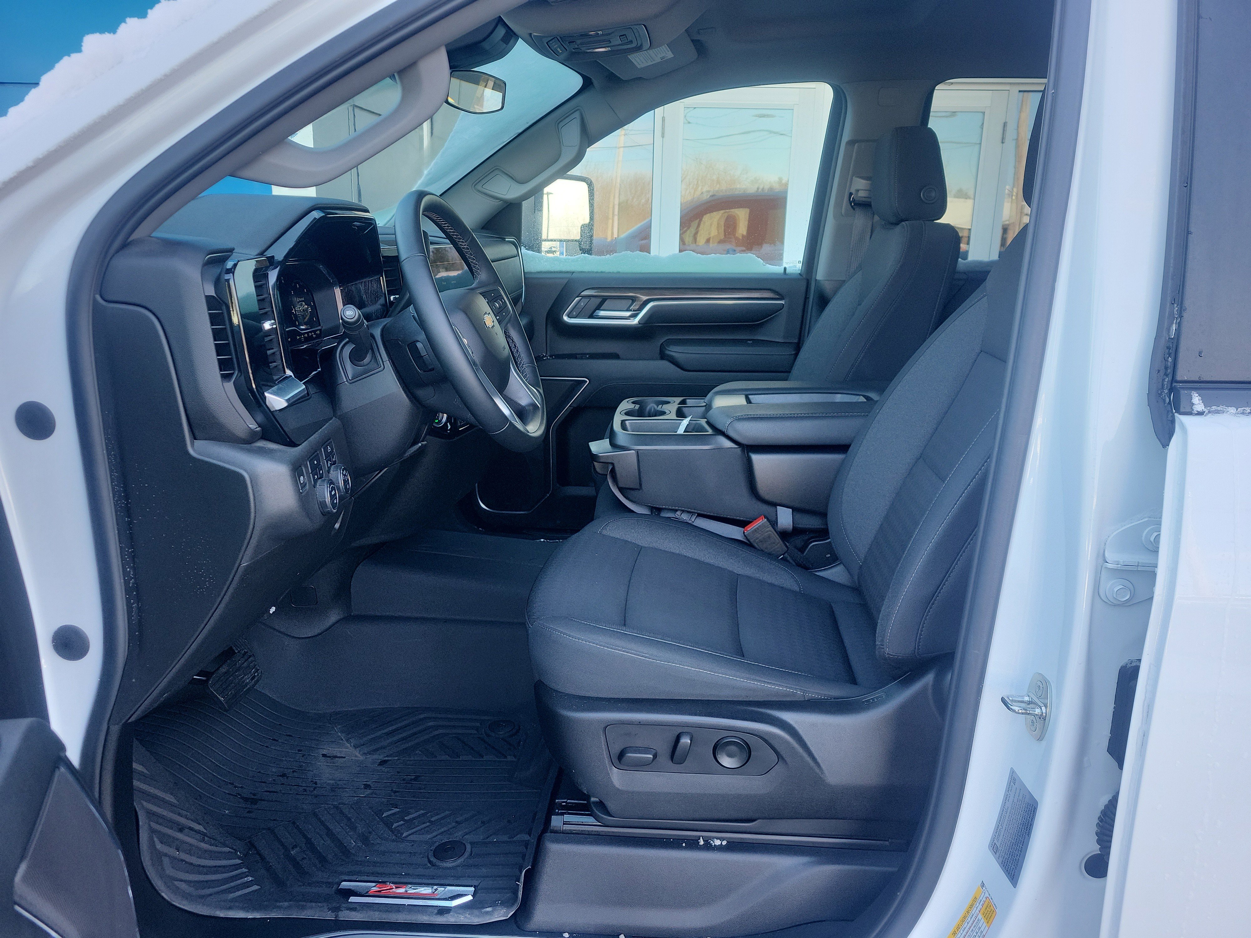 Certified 2024 Chevrolet Silverado 2500 LT image 9