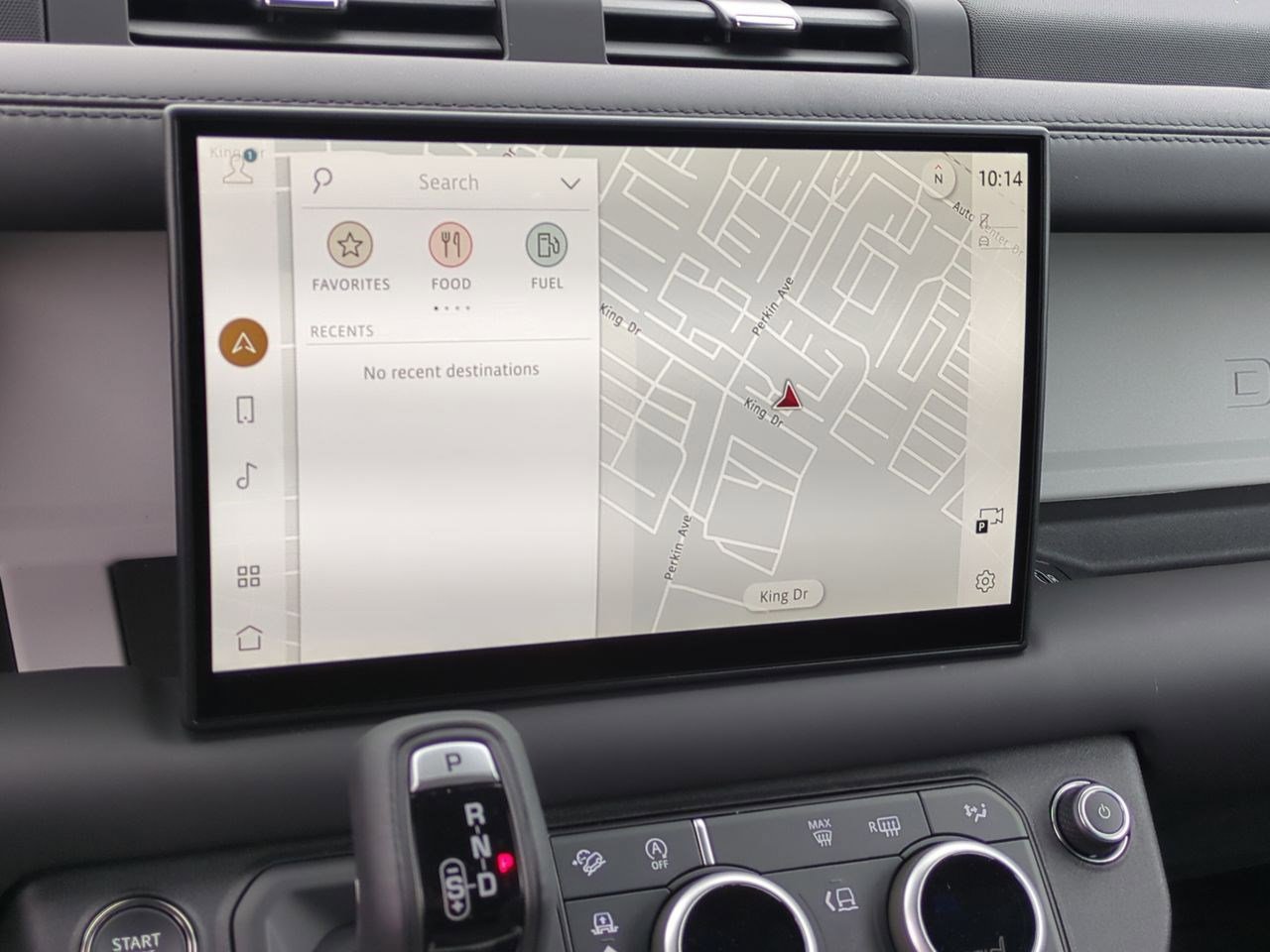 New 2025 Land Rover Defender 130 X-Dynamic SE image 16