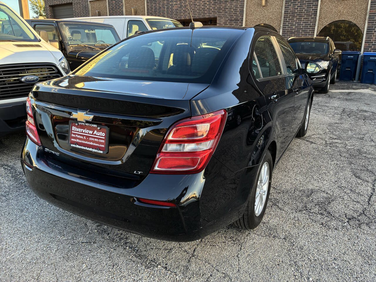 Used 2019 Chevrolet Sonic LT FWD image 5