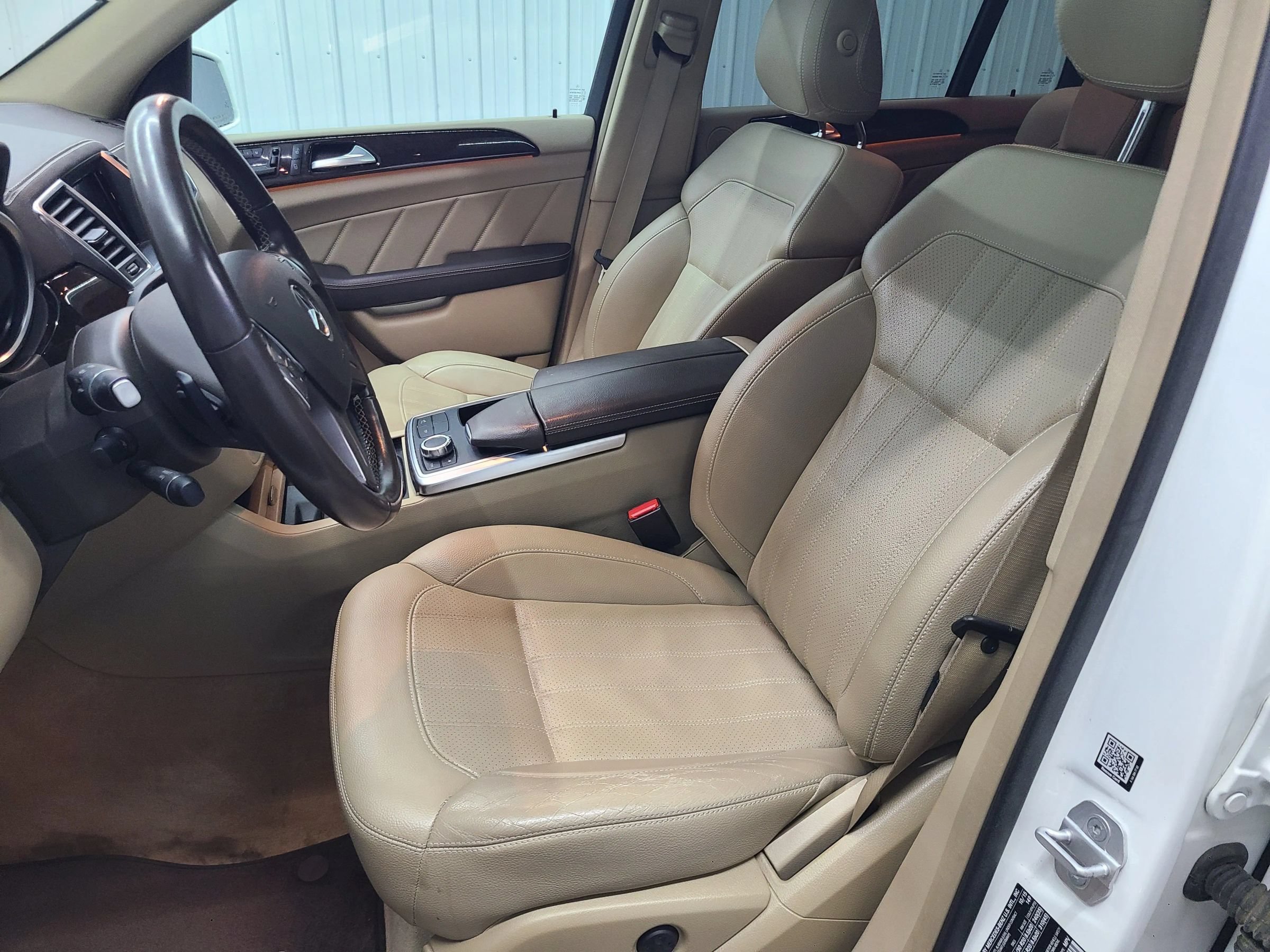 Used 2016 Mercedes-Benz GL 450 4MATIC image 21