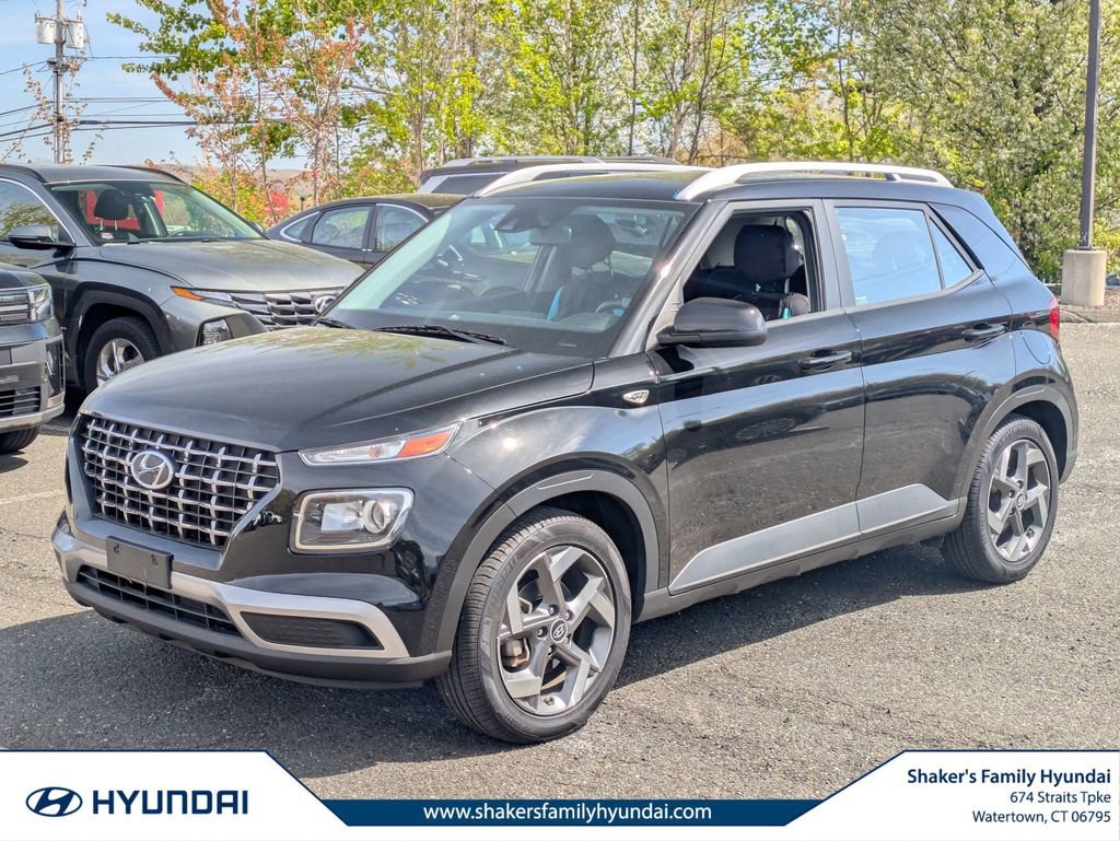 Certified 2022 Hyundai Venue SEL w/ Cargo Package FWD image 1