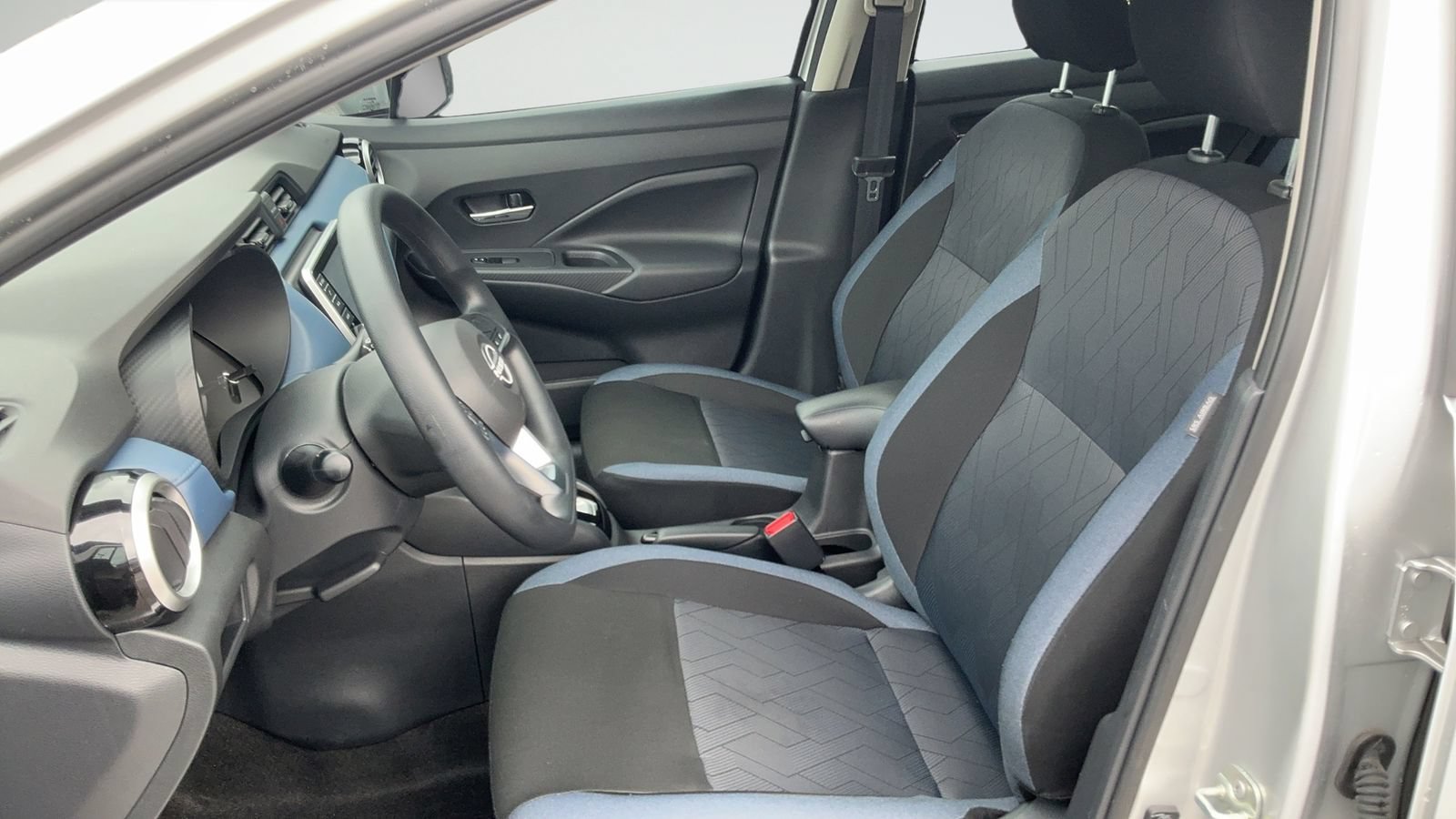 Certified 2025 Nissan Versa SV w/ Trunk Package FWD image 36