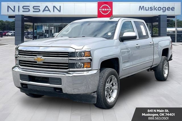 Used 2017 Chevrolet Silverado 2500 LT AWD/4WD image 3