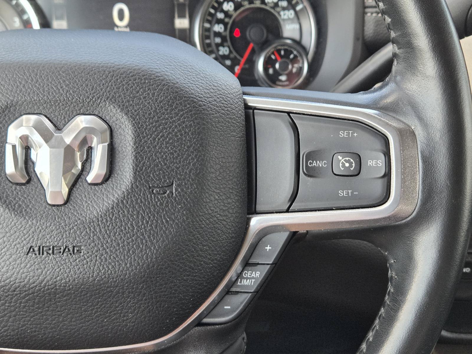 Used 2023 RAM 2500 Laramie AWD/4WD image 23