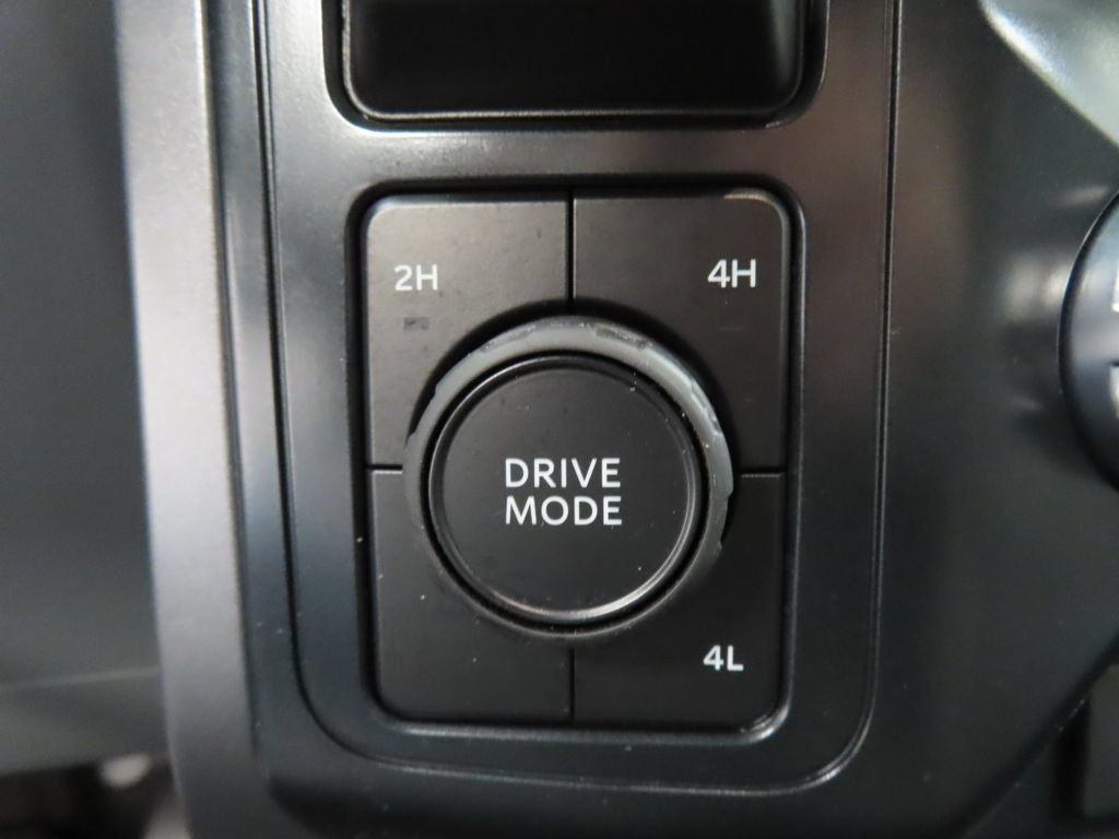 Used 2025 Ford F150 XLT w/ Equipment Group 301A Standard AWD/4WD image 56