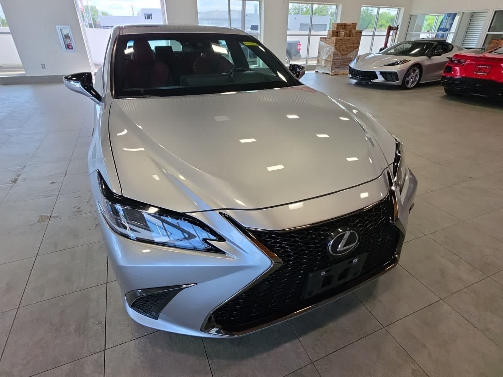 Used 2022 Lexus ES 350 F Sport FWD image 6