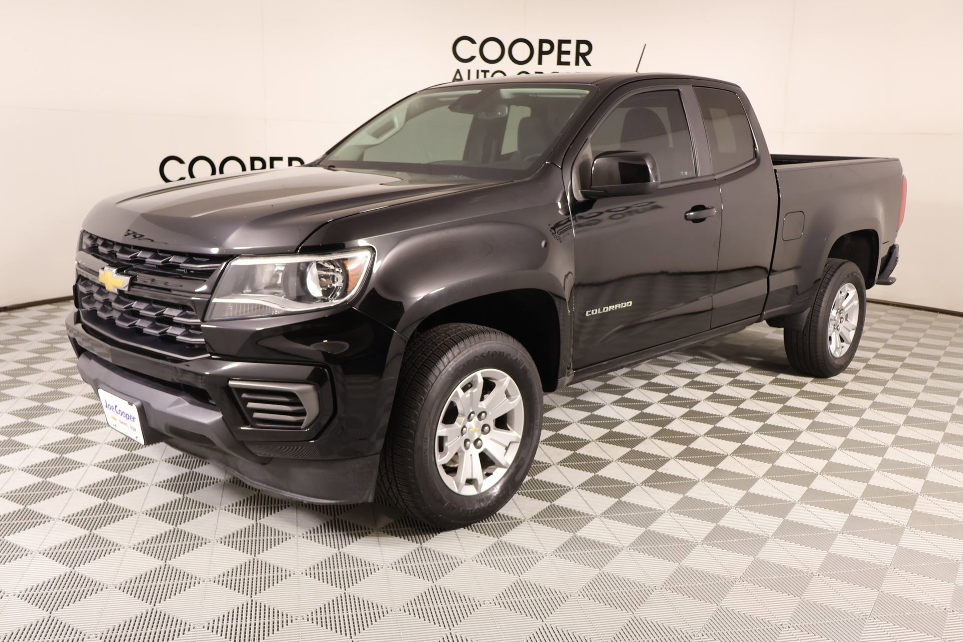 Used 2021 Chevrolet Colorado LT w/ Fleet Safety Package RWD image 9