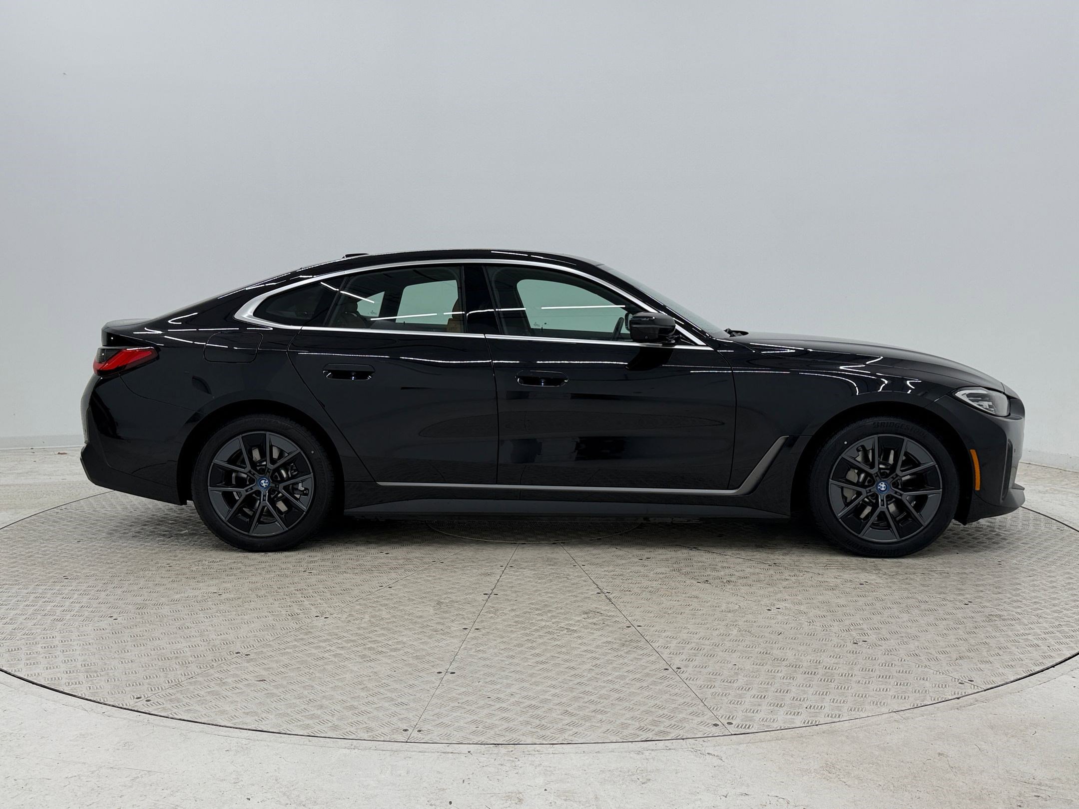 Certified 2023 BMW i4 eDrive35 image 8