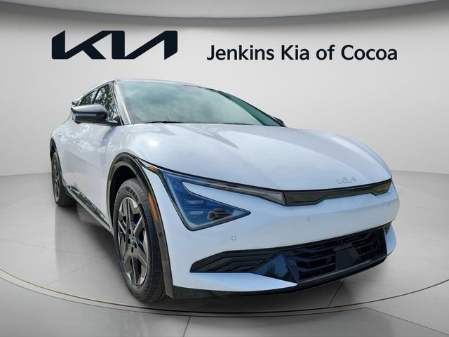 New 2026 Kia EV6 Wind RWD image 12