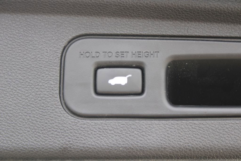 Used 2024 Honda Odyssey Elite image 32