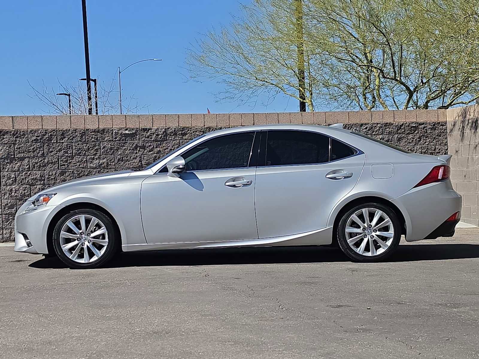Used 2015 Lexus IS 250 image 6