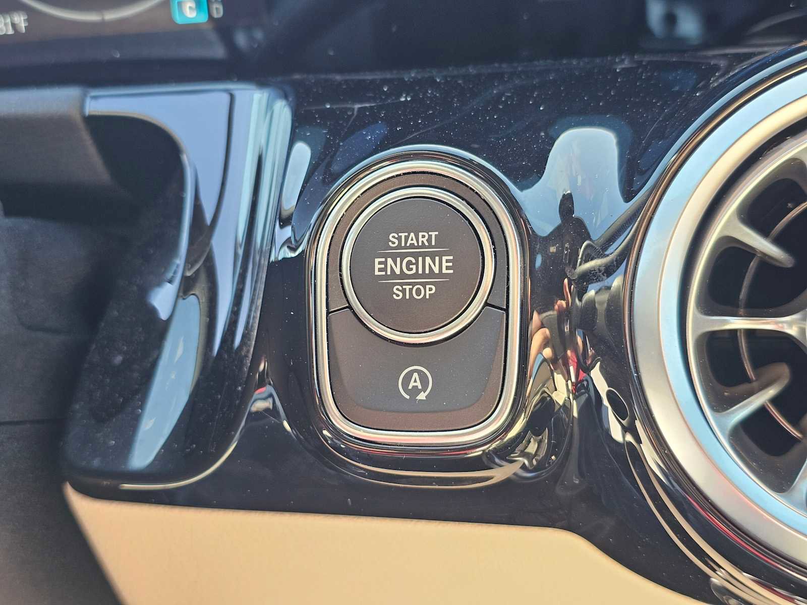 Used 2026 Mercedes-Benz GLA 250 image 30