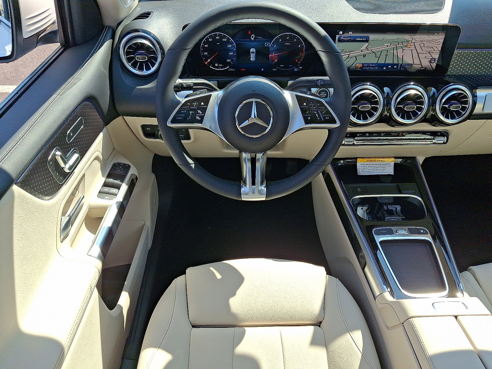 New 2026 Mercedes-Benz GLB 250 4MATIC image 9