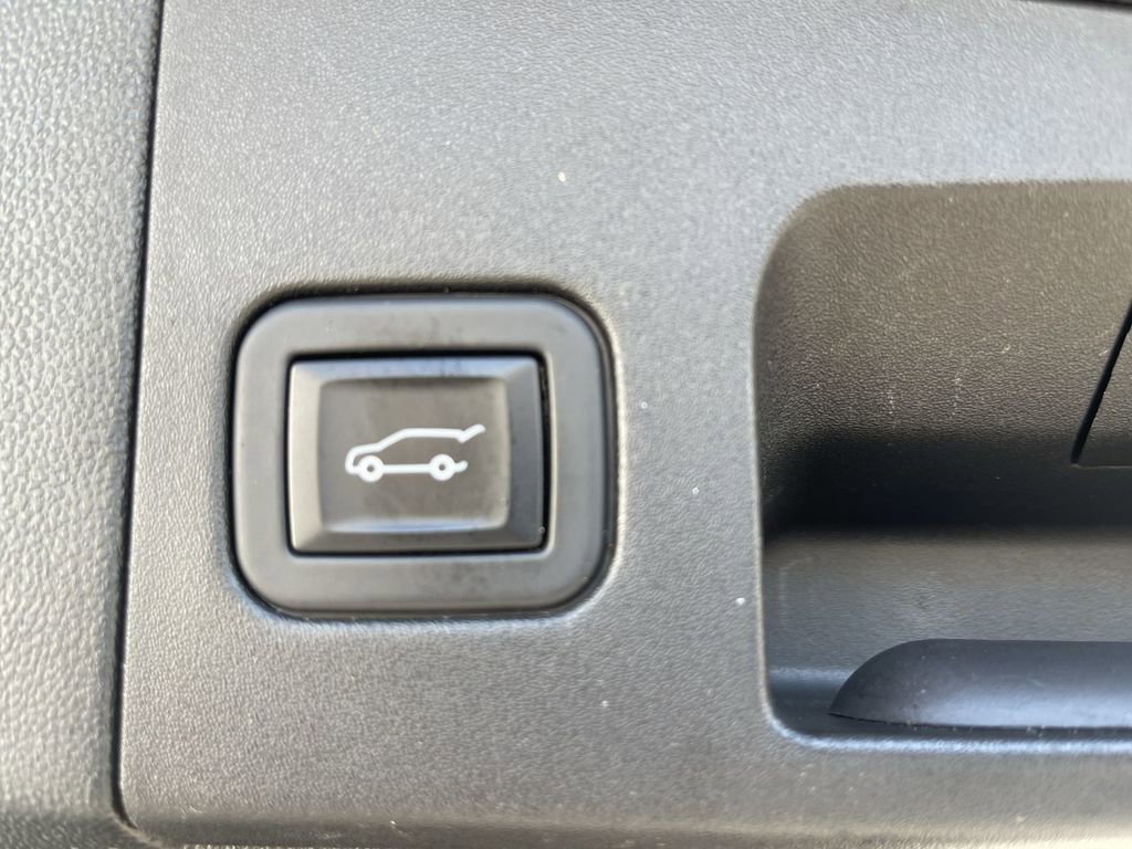 Certified 2023 Cadillac XT5 Premium Luxury w/ Technology Package image 8