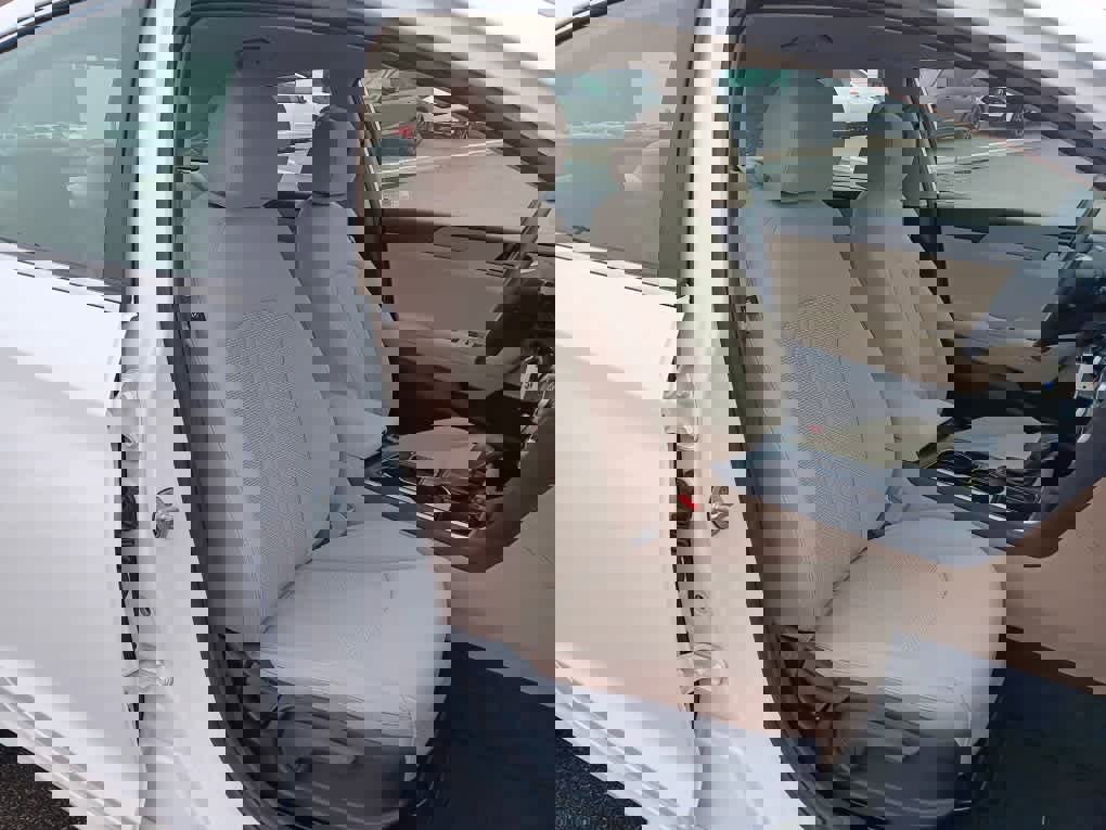 Used 2018 Hyundai Sonata SE w/ Cargo Package image 17