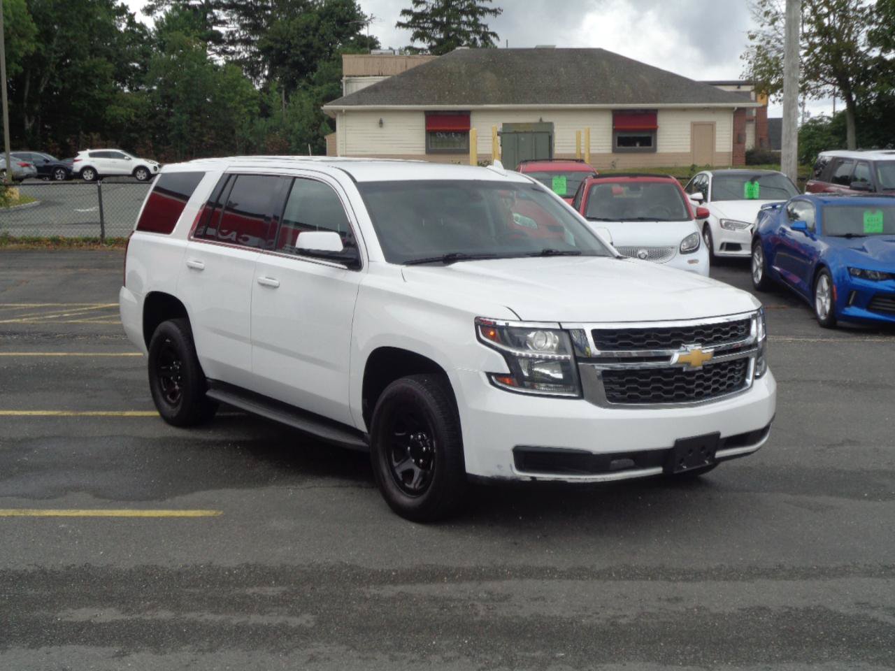 Used 2018 Chevrolet Tahoe 2WD image 3