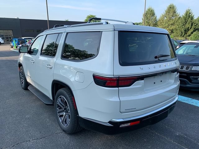 Certified 2022 Jeep Wagoneer Series III w/ Rear Seat Video Group 1 AWD/4WD image 2