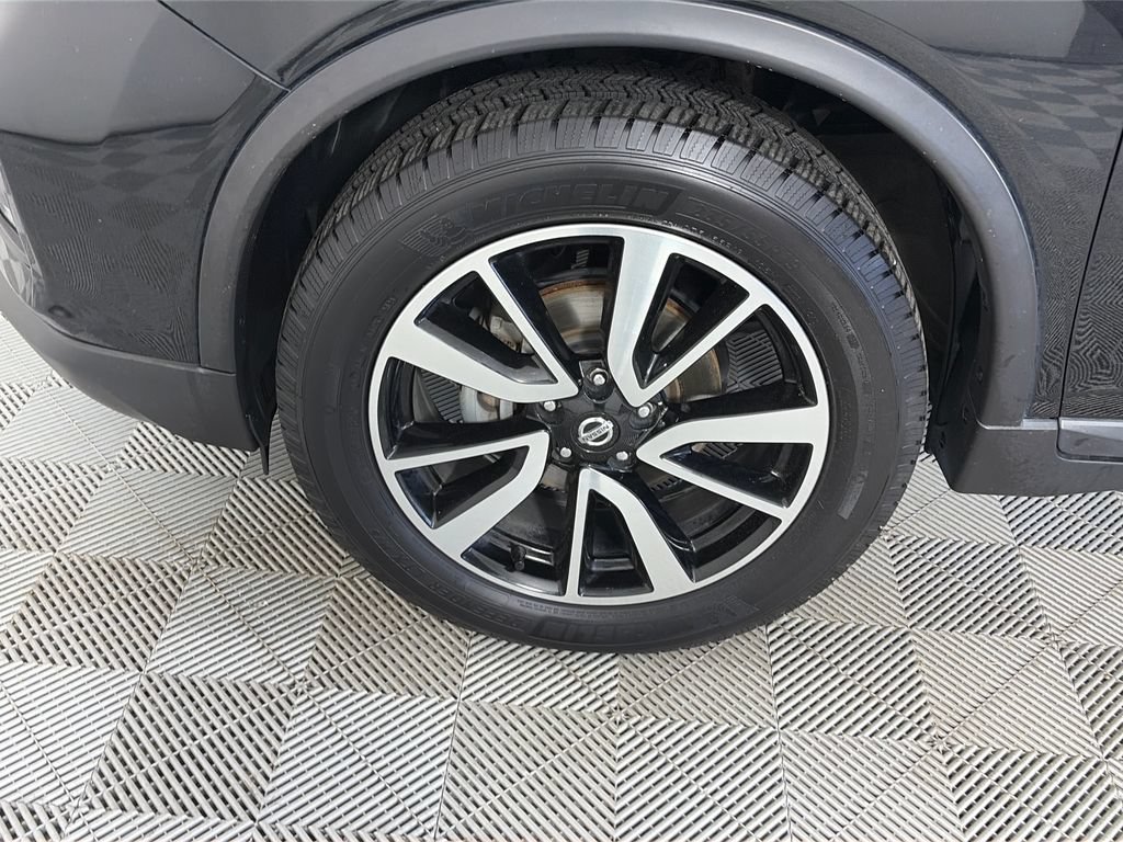 Used 2019 Nissan Rogue SL AWD/4WD image 8