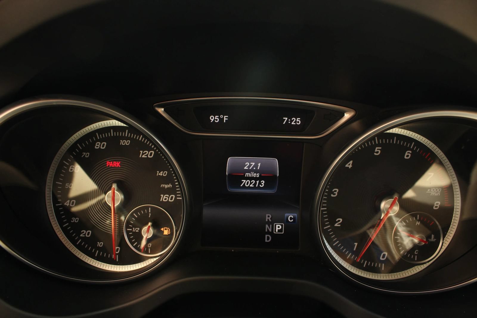 Used 2020 Mercedes-Benz GLA 250 4MATIC w/ Premium Package image 33