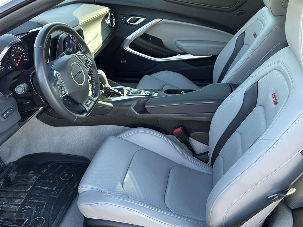Used 2023 Chevrolet Camaro SS image 17