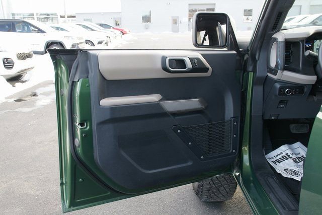 Used 2023 Ford Bronco Wildtrak image 13