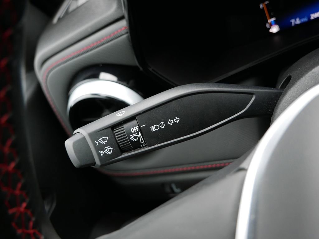 Used 2023 Chevrolet Colorado Z71 w/ Z71 Convenience Package 2 image 24