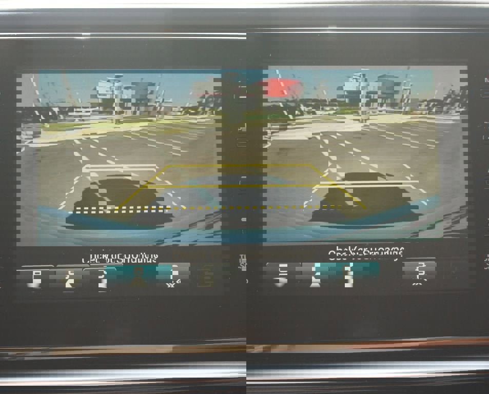 Used 2019 Honda Accord Touring image 7