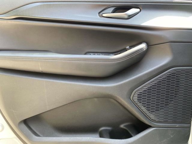 Used 2023 Jeep Grand Cherokee Laredo AWD/4WD image 11