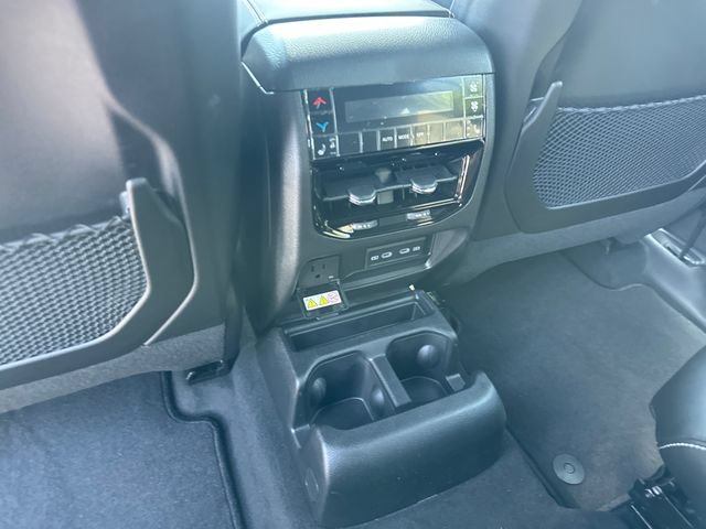 New 2026 Jeep Grand Cherokee L Limited AWD/4WD image 17