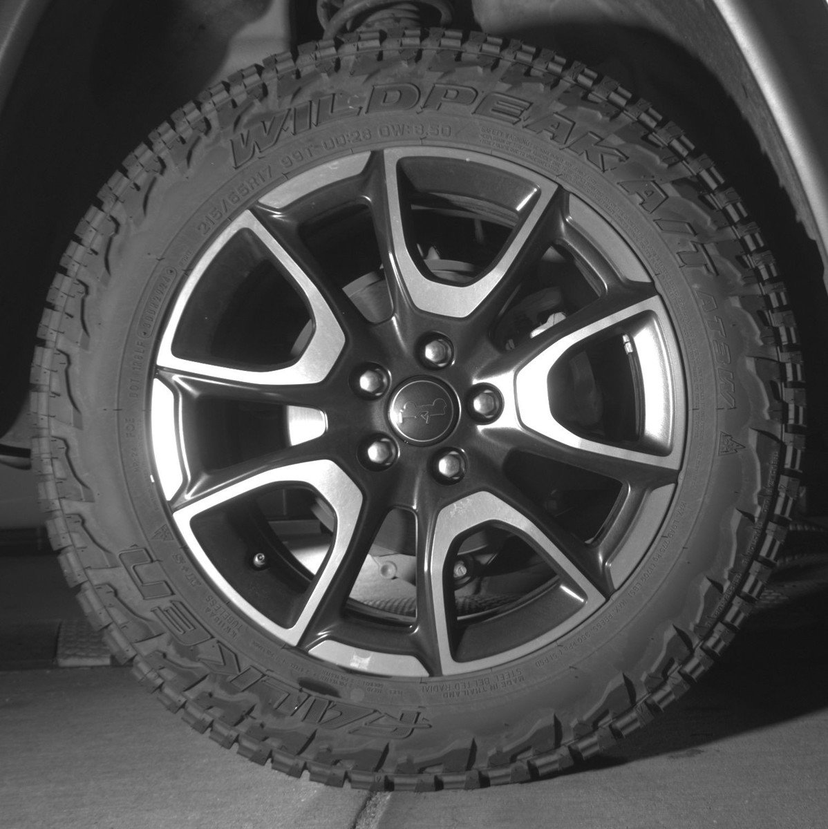 Used 2025 Jeep Compass Trailhawk image 15