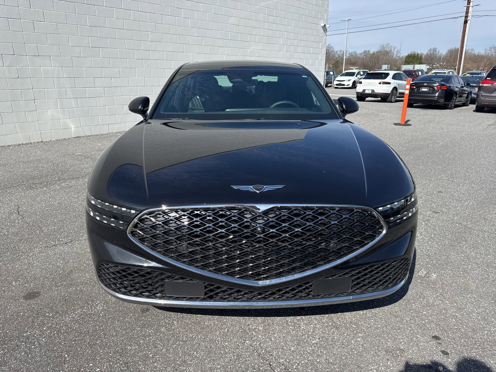 Used 2025 Genesis G90 3.5T image 2