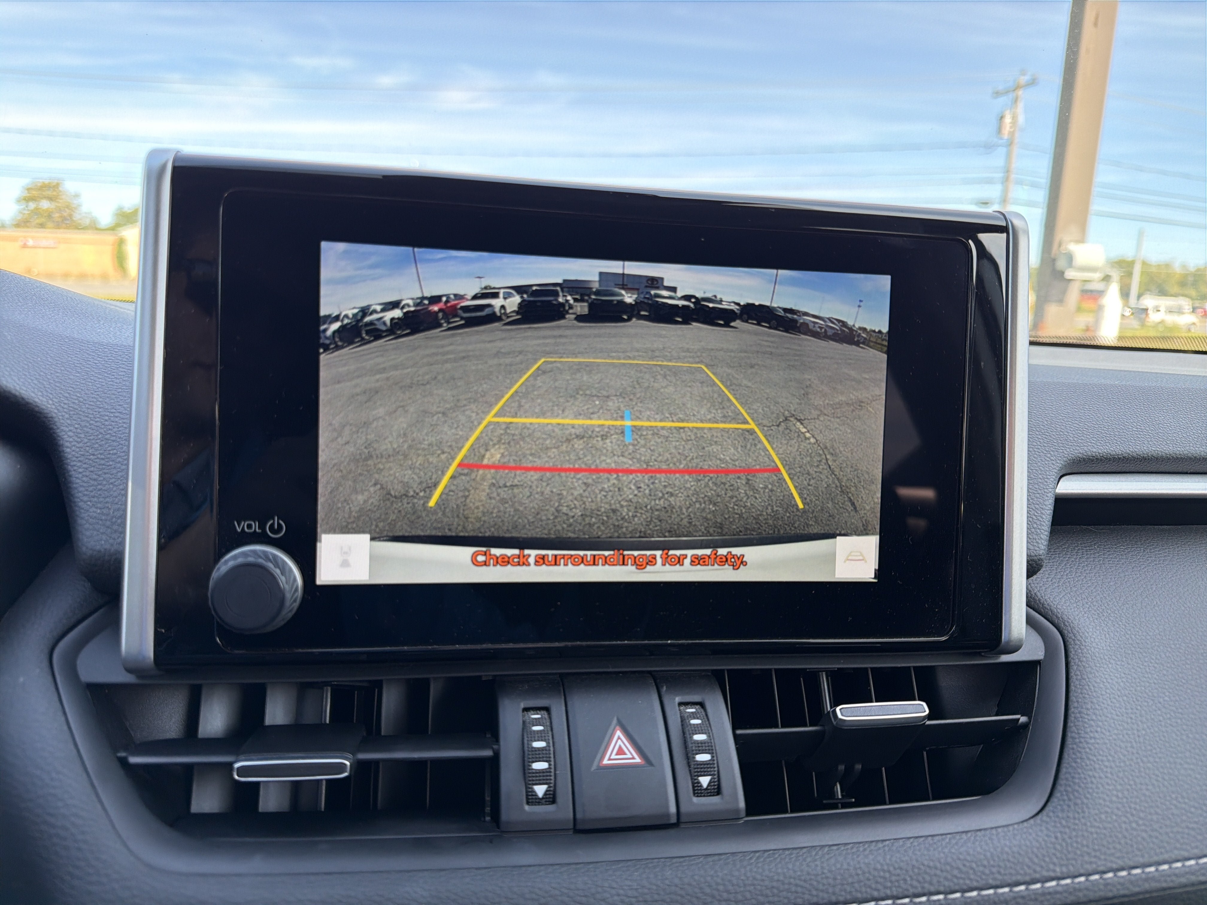 Used 2023 Toyota RAV4 XLE Premium AWD/4WD image 19