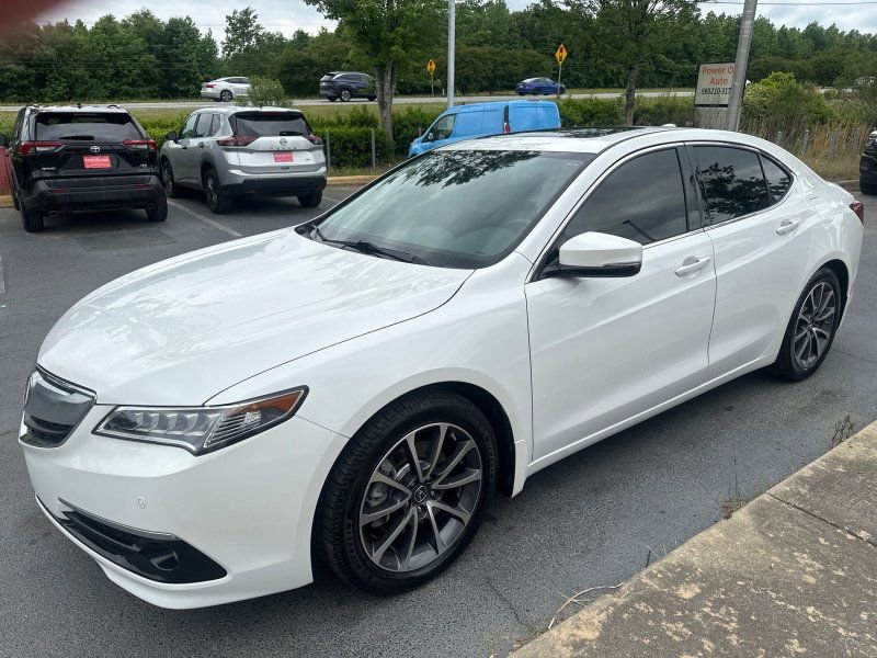 Used 2017 Acura TLX V6 SH-AWD w/ Advance Package image 3