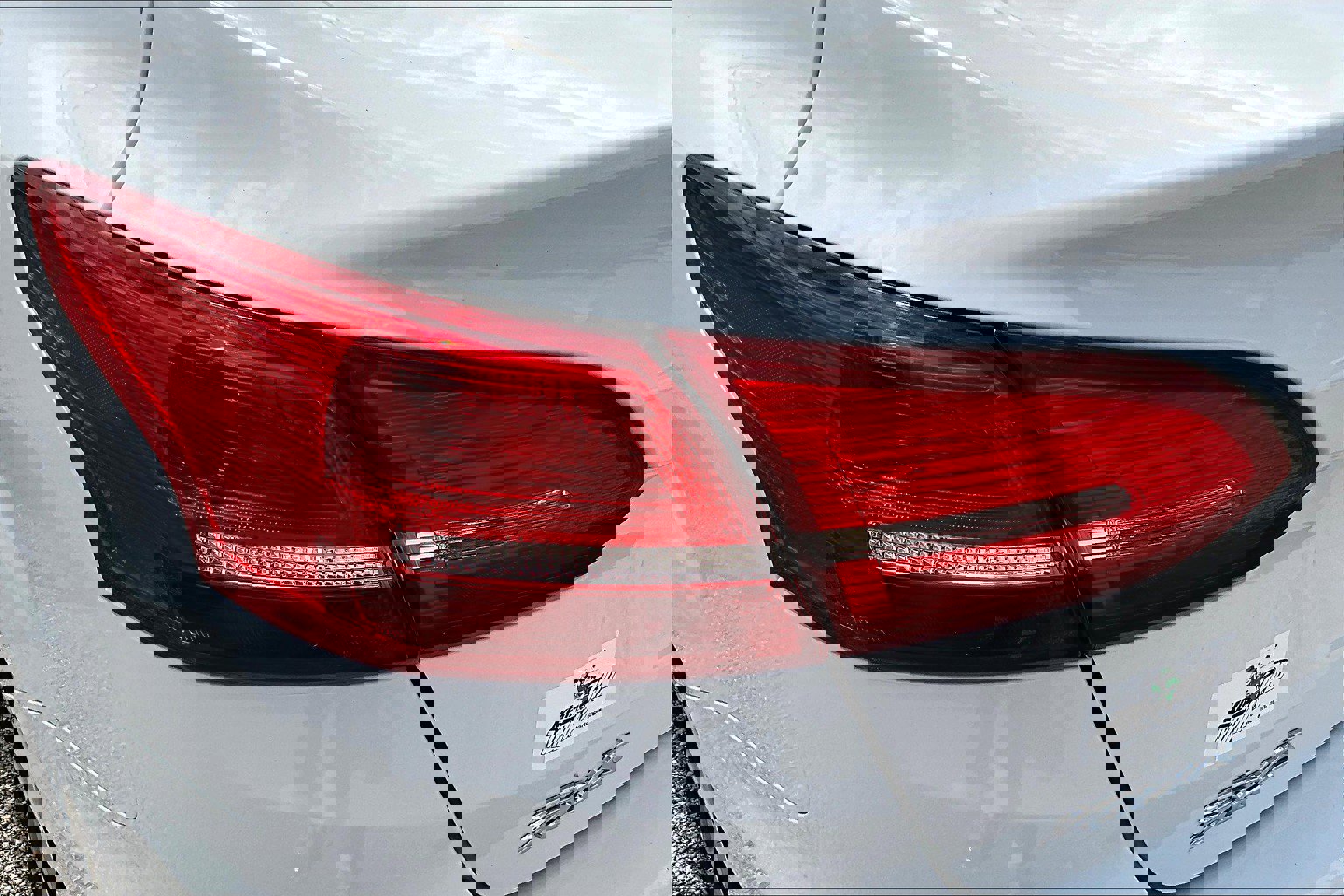 Used 2018 Ford Focus SE image 28