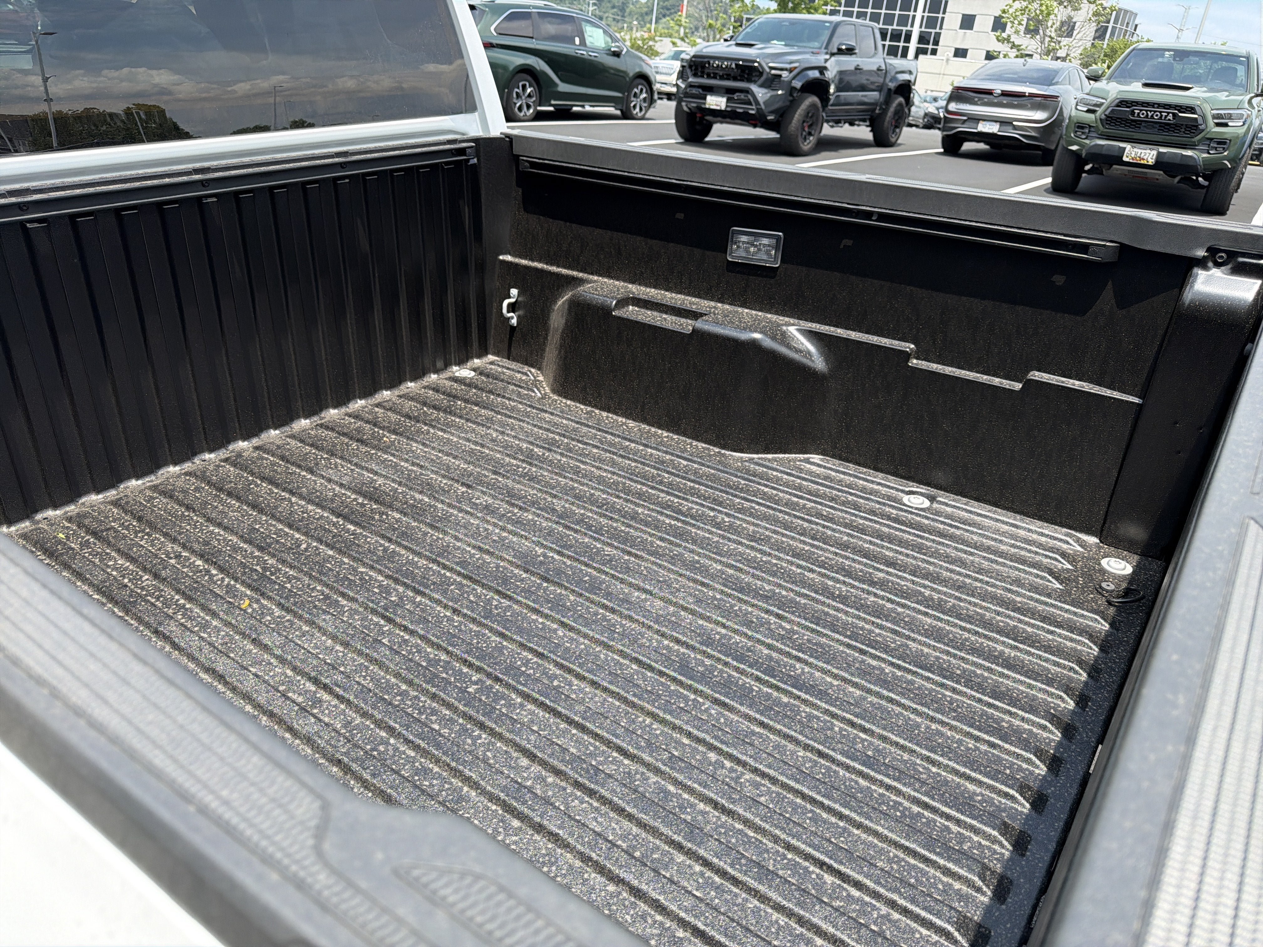 New 2026 Toyota Tacoma SR5 AWD/4WD image 7
