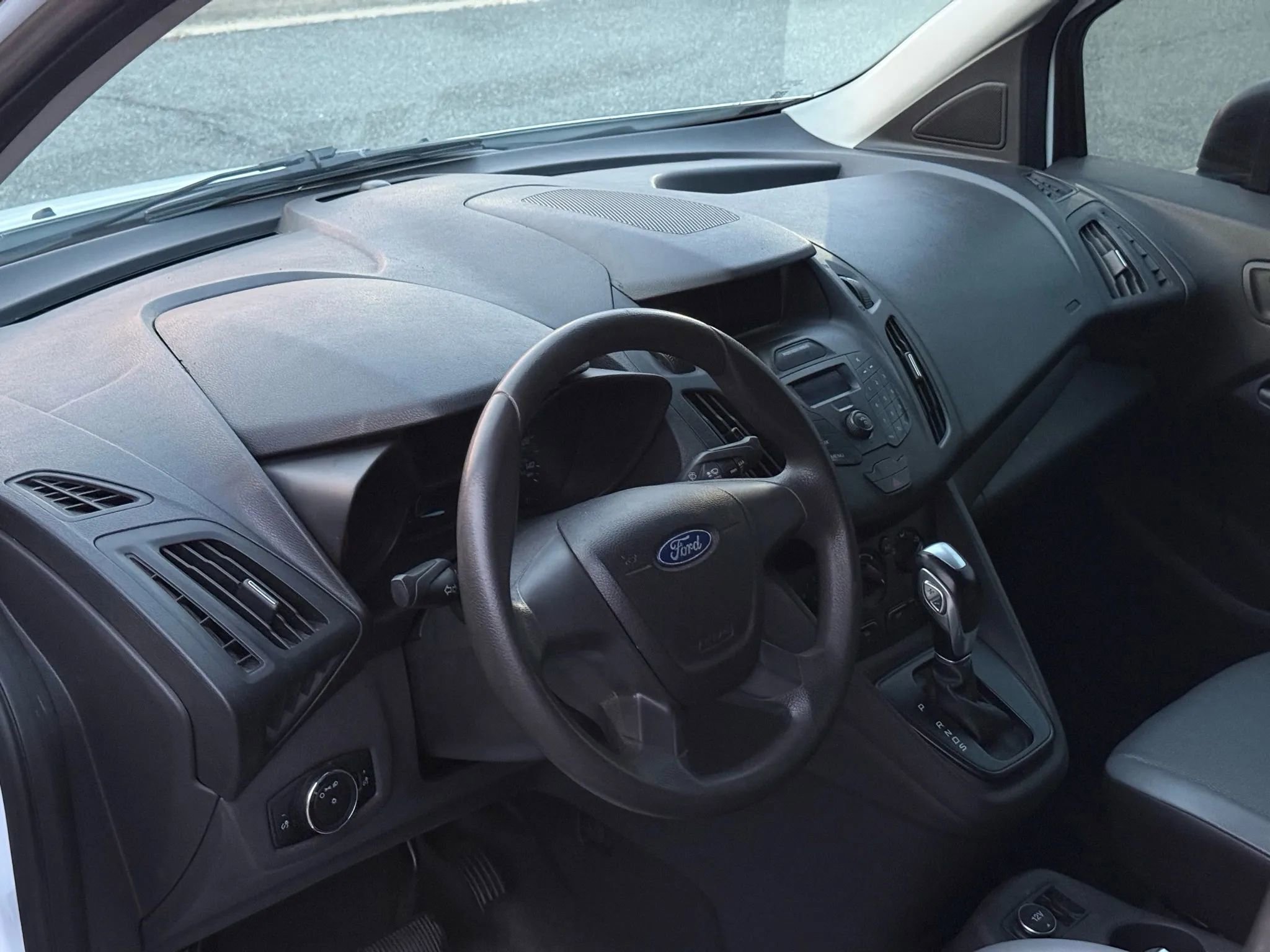 Used 2015 Ford Transit Connect XL image 16