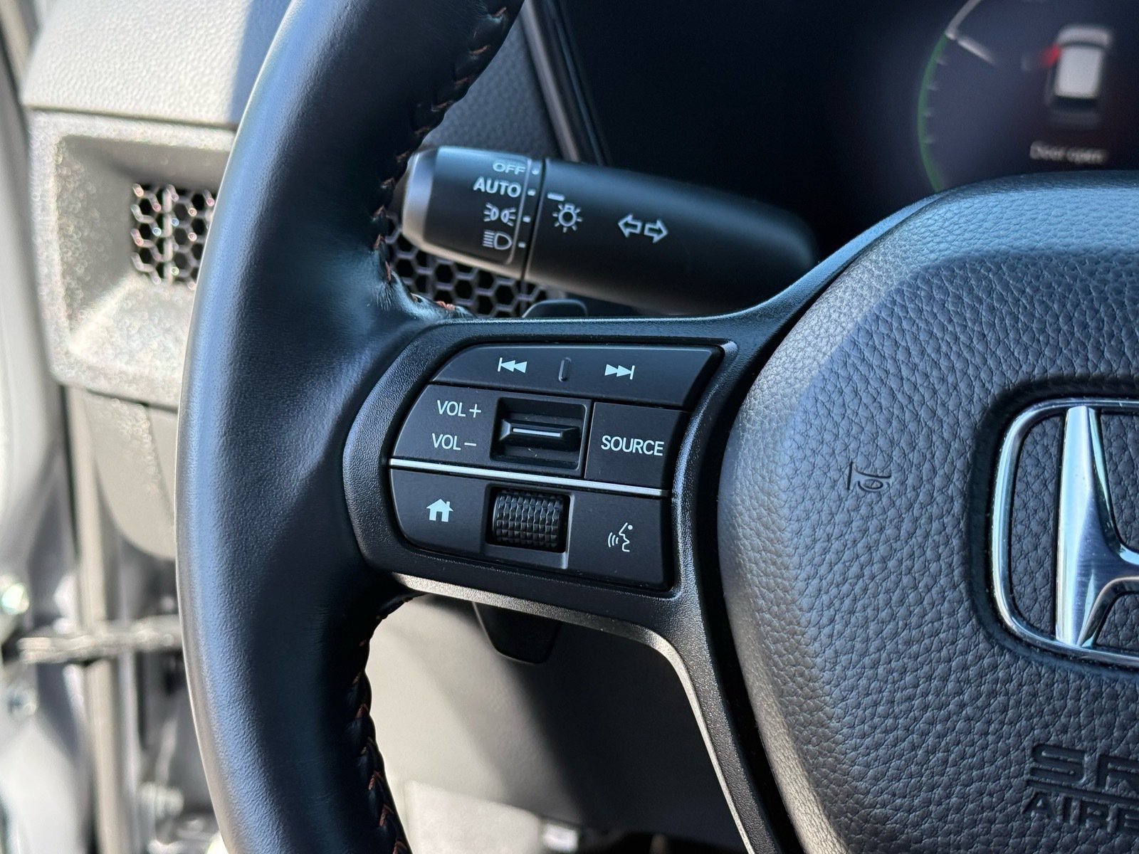 Used 2024 Honda CR-V Sport image 17