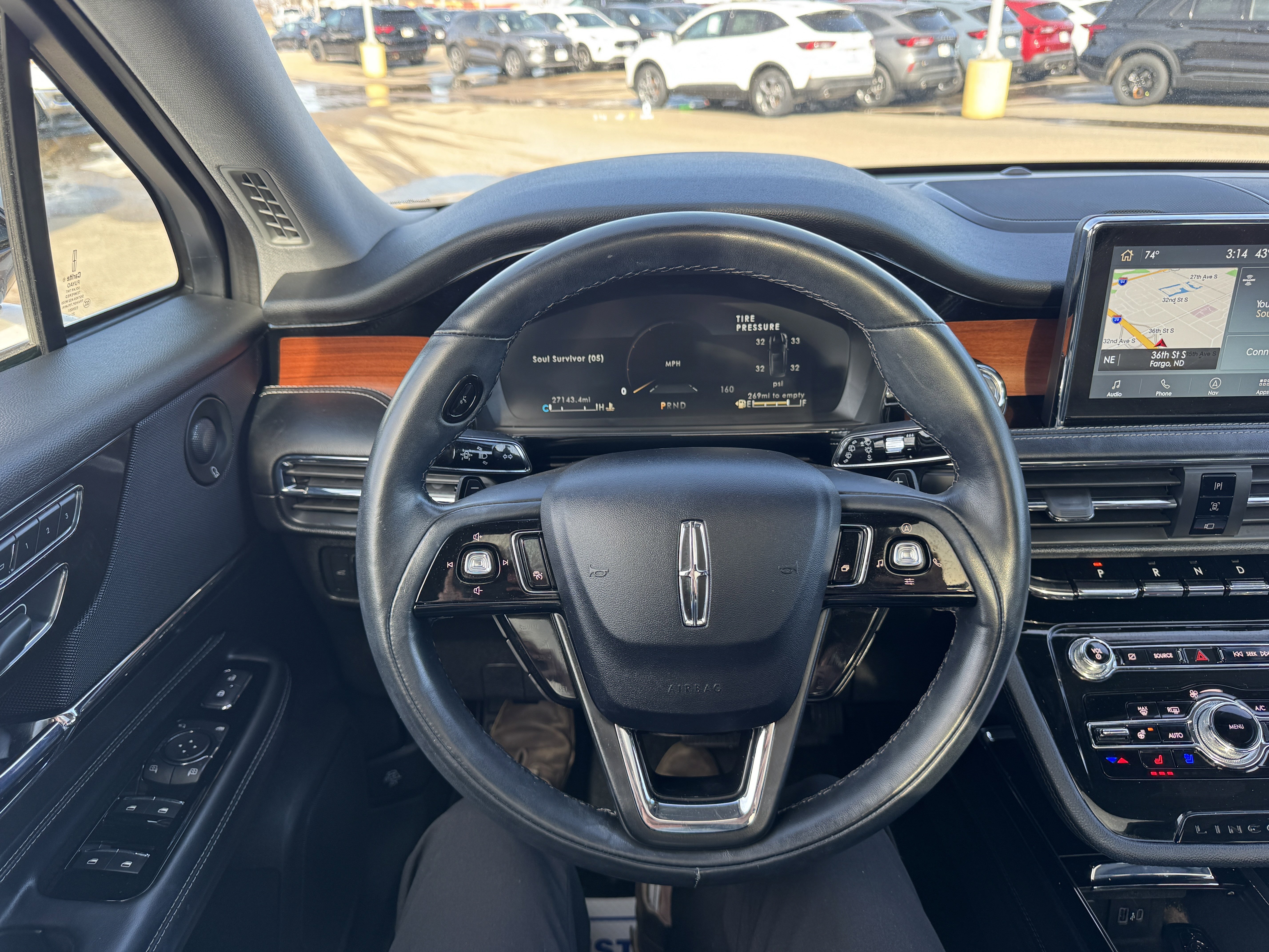 Used 2022 Lincoln Corsair Reserve w/ Luxury Package image 9