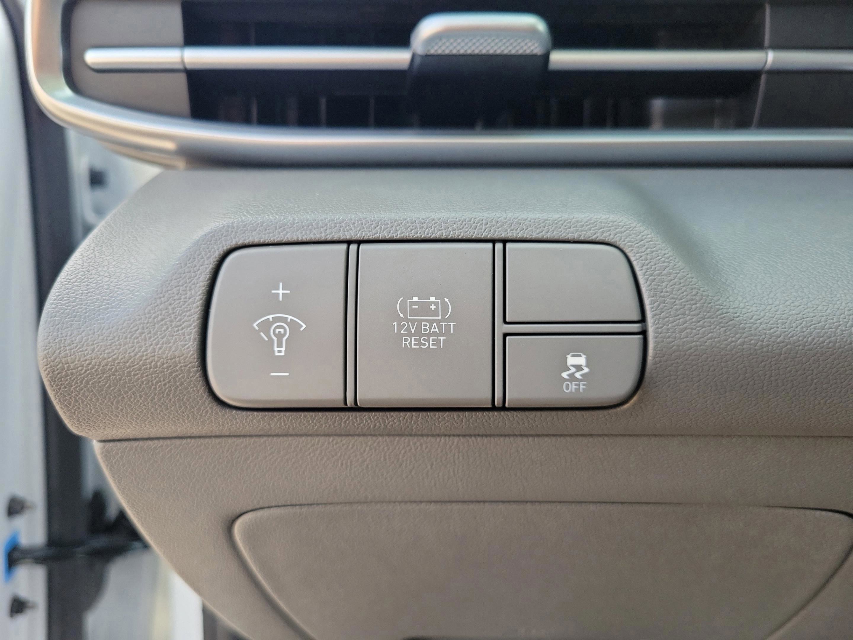 New 2026 Hyundai Elantra Sport image 6