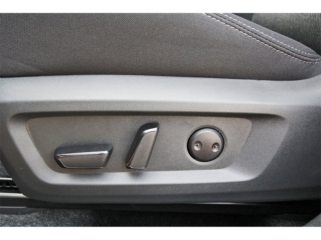 New 2026 Nissan Rogue SV image 20