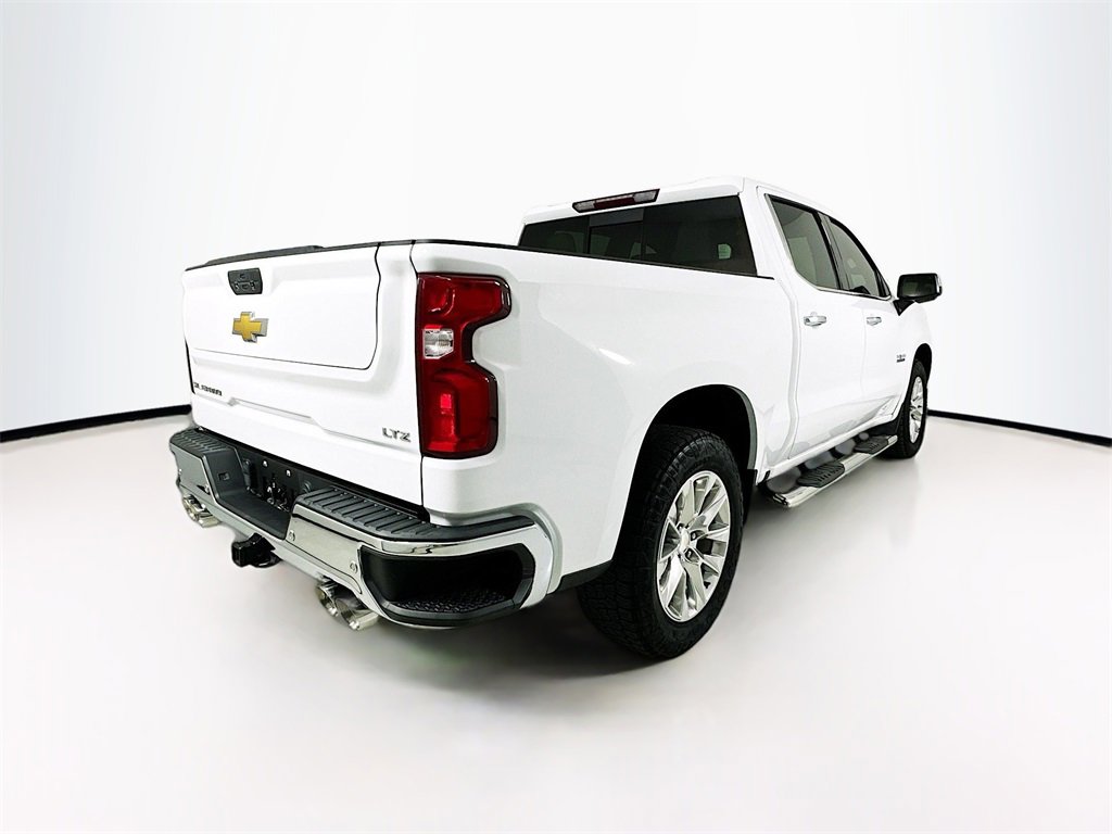 Used 2021 Chevrolet Silverado 1500 LTZ w/ Z71 Off-Road Package image 5