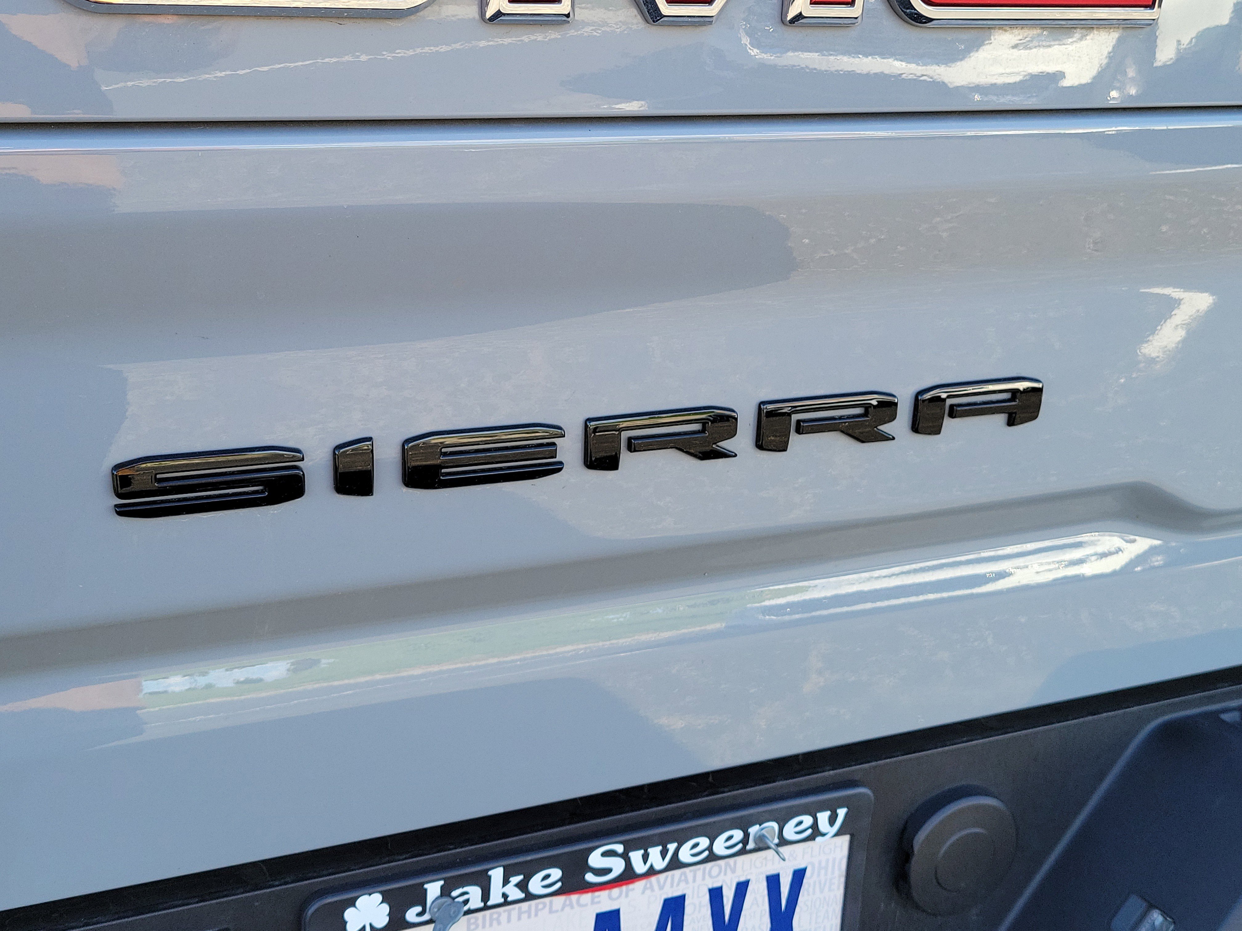 Used 2025 GMC Sierra 3500 AT4 w/ AT4 Premium Plus Package image 7