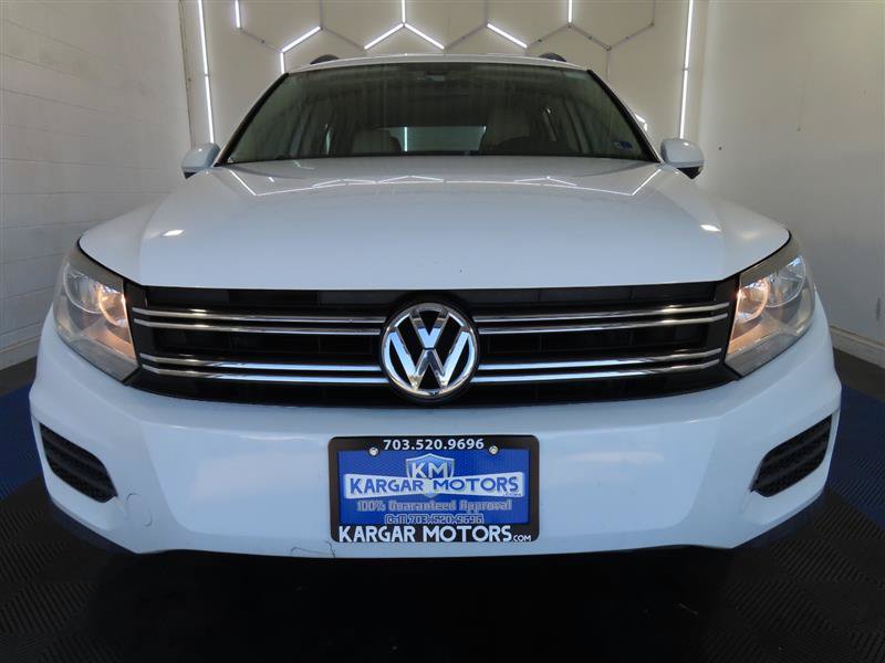 Used 2017 Volkswagen Tiguan S FWD image 3