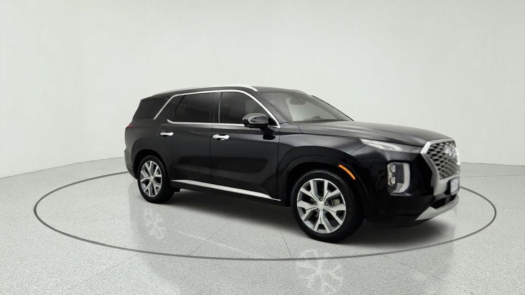 Used 2021 Hyundai Palisade Limited w/ Cargo Package FWD image 3