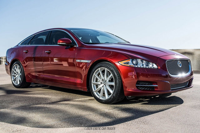 Used 2012 Jaguar XJ RWD image 12