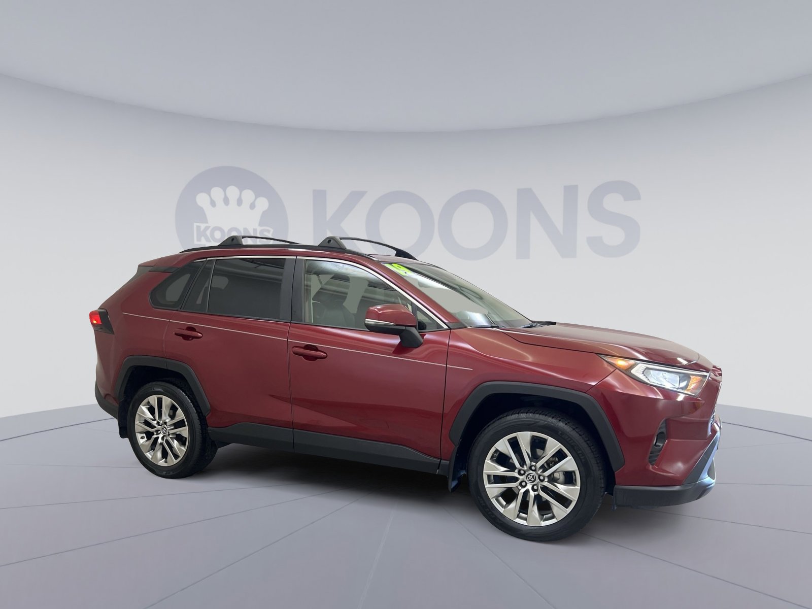 Used 2019 Toyota RAV4 XLE Premium w/ Cold Weather Package AWD/4WD image 10