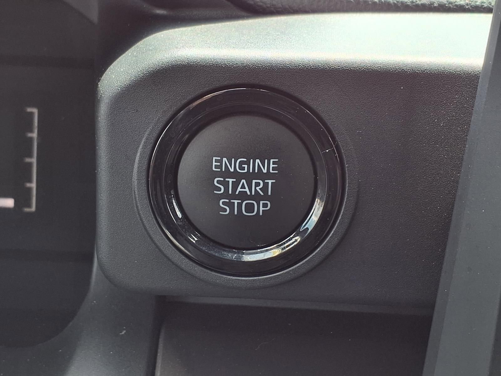Certified 2024 Toyota Tacoma SR5 AWD/4WD image 23