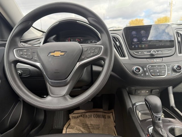 Used 2023 Chevrolet Malibu LT image 18